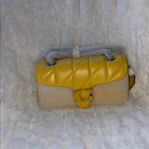 BNWT COACH TABBY 20 in Canary Yellow